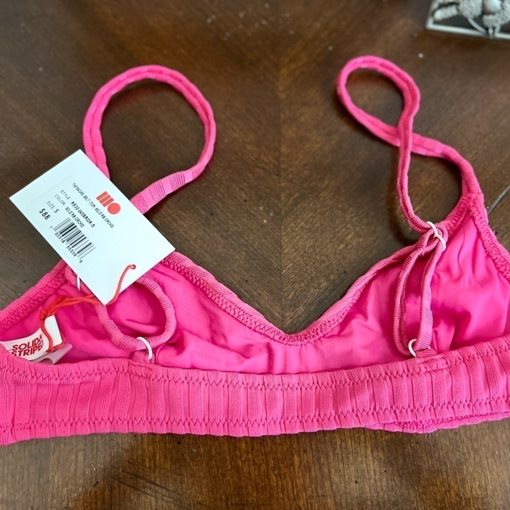 𝅺solid & Striped bikini top - Picture 2 of 2